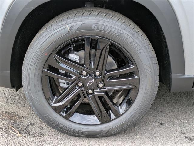 Photo of 2025 Sterling Gray Metallic Chevrolet Trax