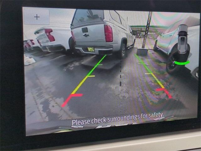Photo of 2021 Gray Ford Escape