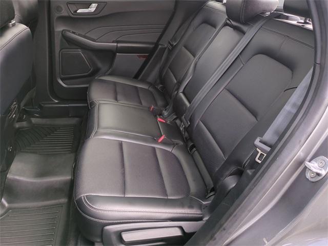 Photo of 2021 Gray Ford Escape