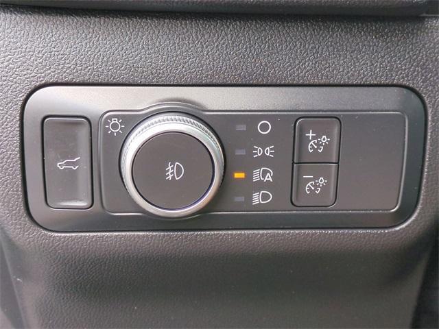 Photo of 2021 Gray Ford Escape