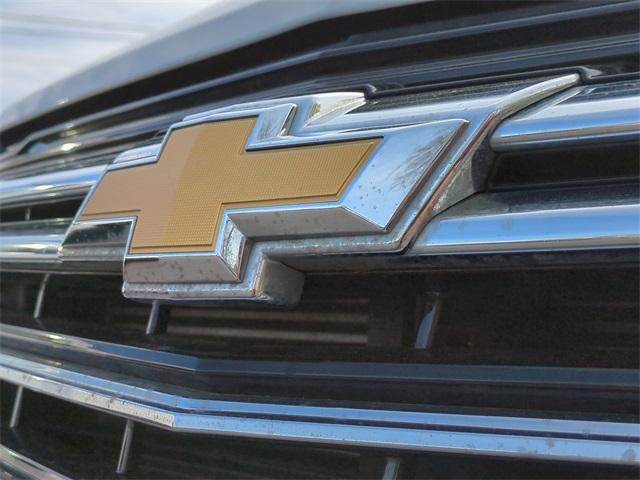 Photo of 2022 Summit White Chevrolet Equinox