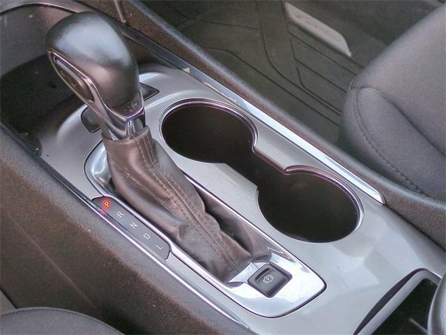 Photo of 2023 Summit White Chevrolet Malibu