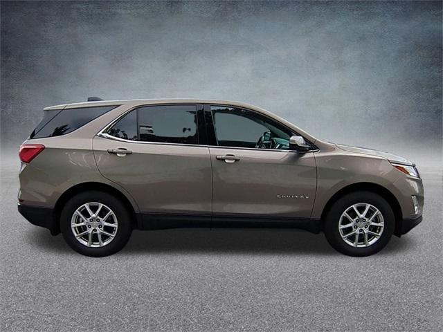 Photo of 2018 Pepperdust Metallic Chevrolet Equinox