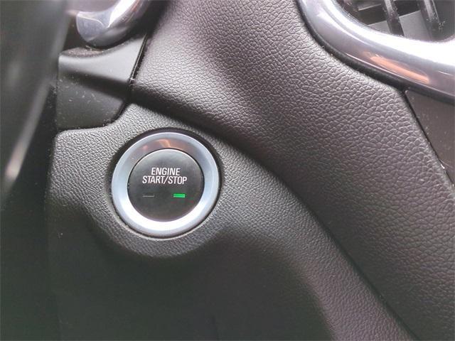Photo of 2018 Pepperdust Metallic Chevrolet Equinox