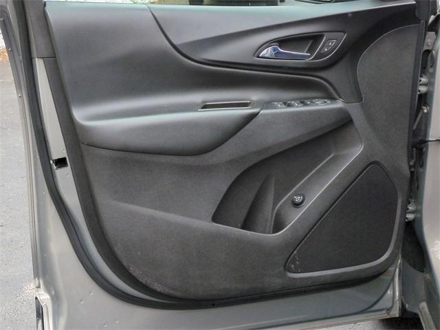 Photo of 2018 Pepperdust Metallic Chevrolet Equinox