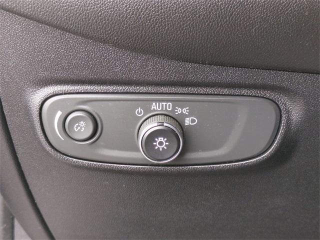Photo of 2018 Pepperdust Metallic Chevrolet Equinox