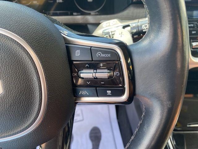 Photo of 2022 Ebony Black Kia Sorento