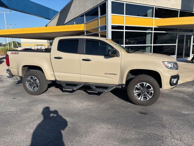 Photo of 2022 Sand Dune Metallic Chevrolet Colorado