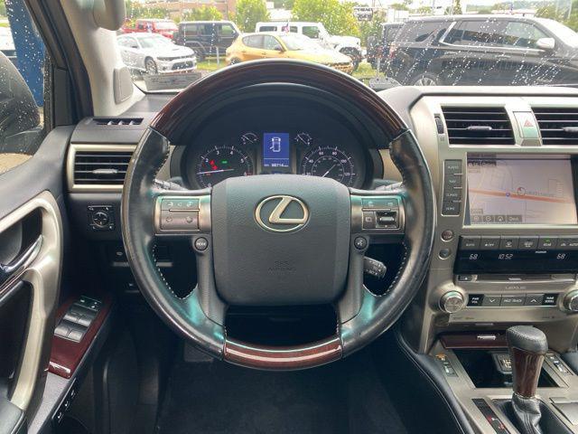 Photo of 2018 Black Onyx Lexus GX 460