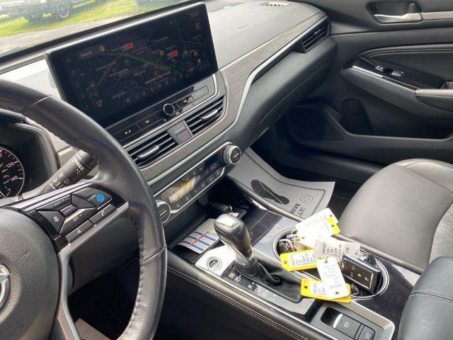 Photo of 2023 Garnet Pearl Metallic Nissan Altima