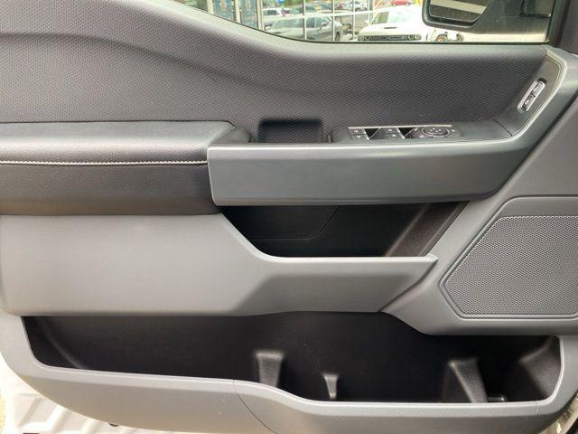 Photo of 2023 Oxford White Ford F-150