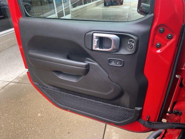 Photo of 2021 Firecracker Red Clearcoat Jeep Wrangler