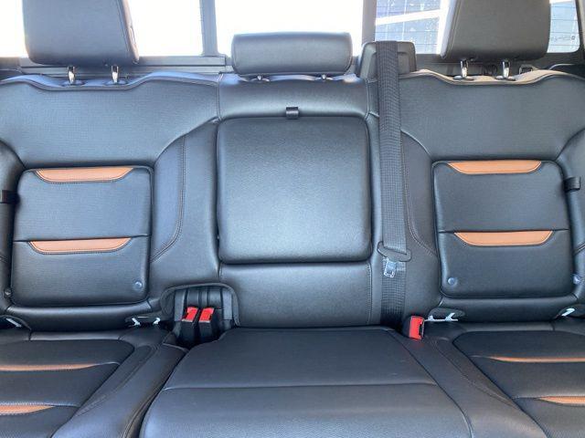 Photo of 2020 Summit White GMC Sierra 1500