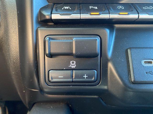Photo of 2020 Summit White GMC Sierra 1500