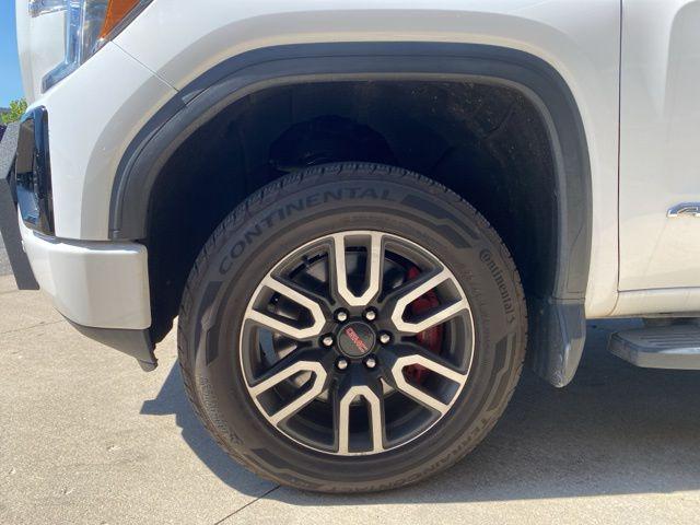 Photo of 2020 Summit White GMC Sierra 1500