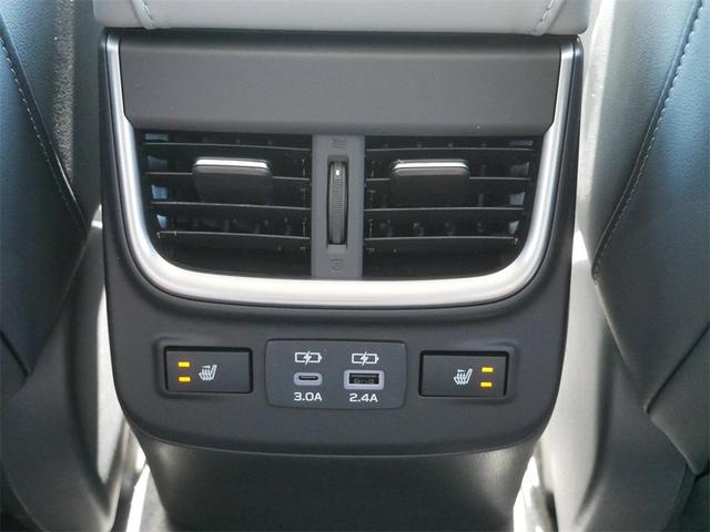 Photo of 2025 Silver Subaru Outback