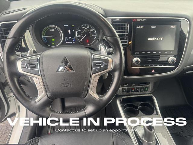 Photo of 2020 White Mitsubishi Outlander PHEV