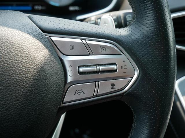 Photo of 2021 Black Hyundai SANTA FE