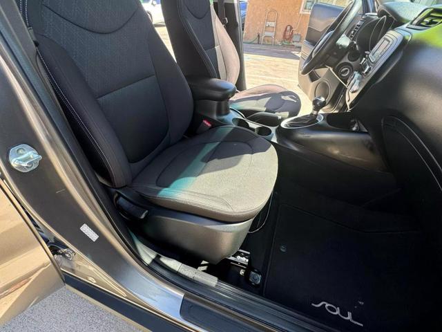 Photo of 2016 Titanium Gray Kia Soul