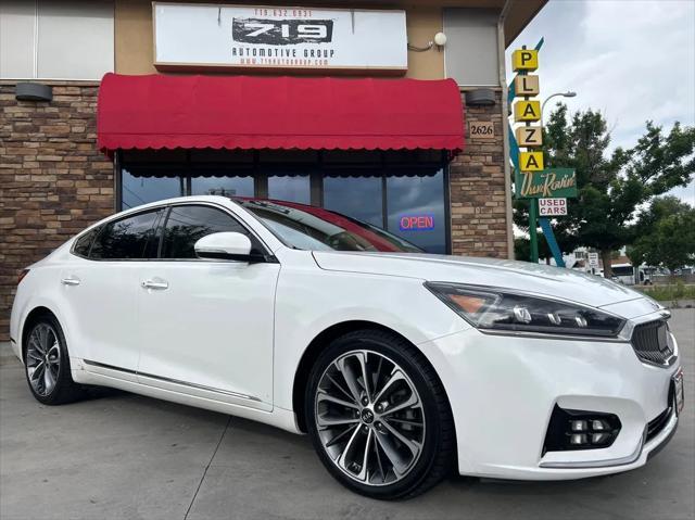 2017 Kia Cadenza