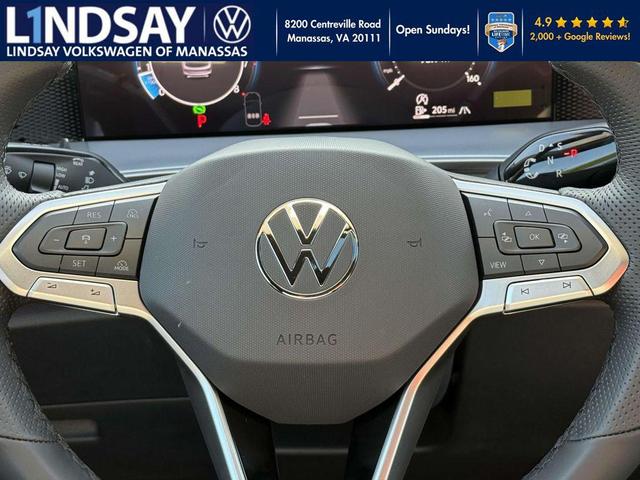 Photo of 2025 Platinum Gray Metallic Volkswagen Tiguan