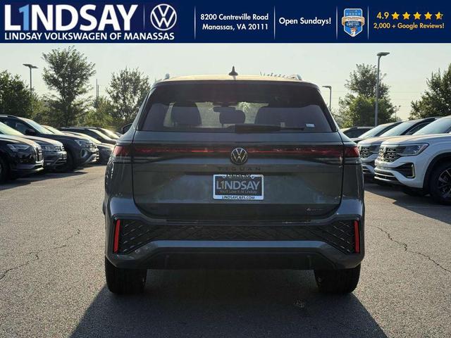 Photo of 2025 Platinum Gray Metallic Volkswagen Tiguan