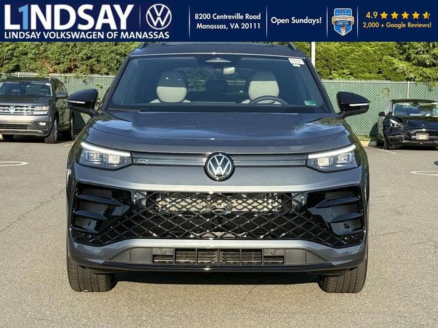 Photo of 2025 Platinum Gray Metallic Volkswagen Tiguan
