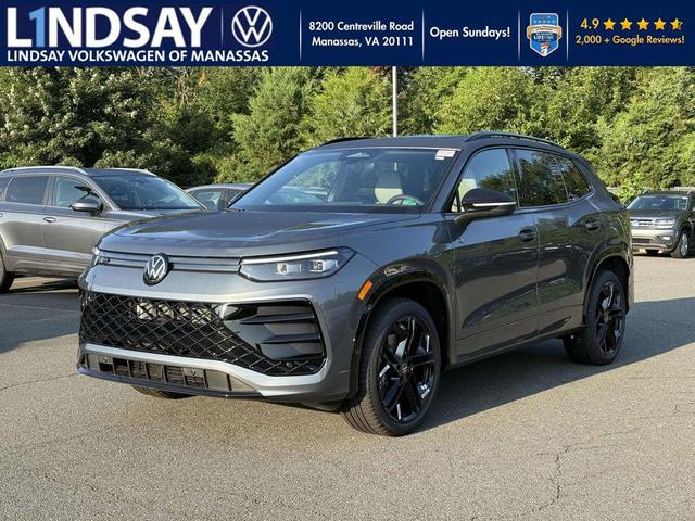 Photo of 2025 Platinum Gray Metallic Volkswagen Tiguan