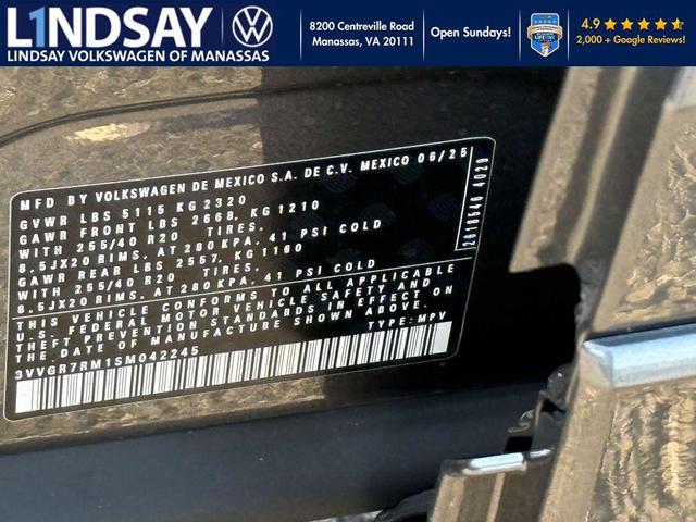 Photo of 2025 Platinum Gray Metallic Volkswagen Tiguan
