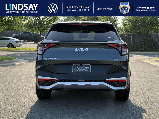 Photo of 2024 Gravity Gray Kia Sportage Hybrid