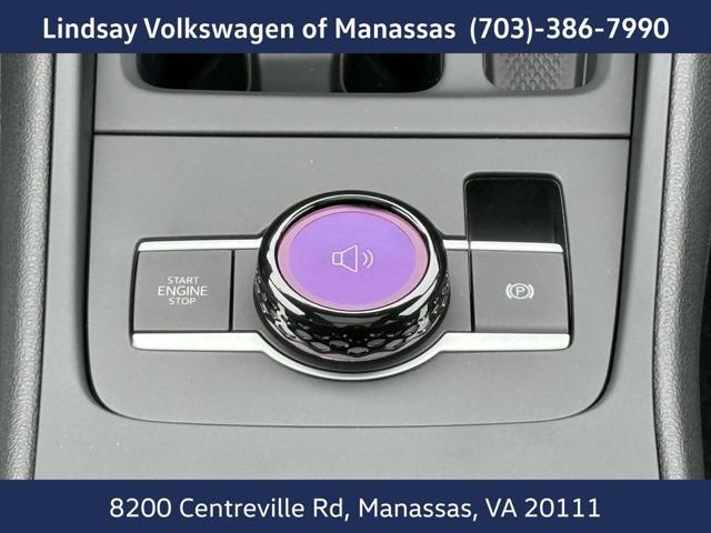 Photo of 2025 Platinum Gray Metallic Volkswagen Tiguan