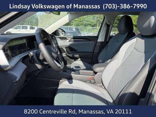 Photo of 2025 Platinum Gray Metallic Volkswagen Tiguan
