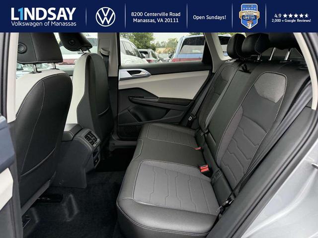Photo of 2025 Pyrite Silver Metallic Volkswagen Taos