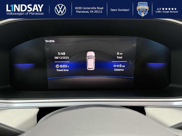 Photo of 2025 Pyrite Silver Metallic Volkswagen Taos