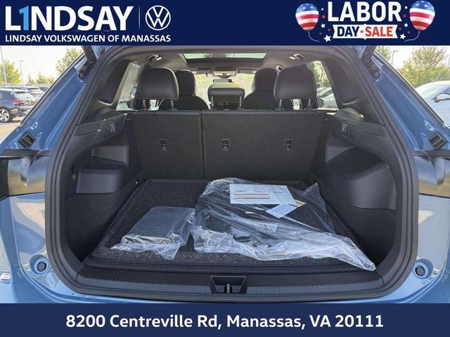 Photo of 2025 Monterey Blue Pearl Volkswagen Tiguan