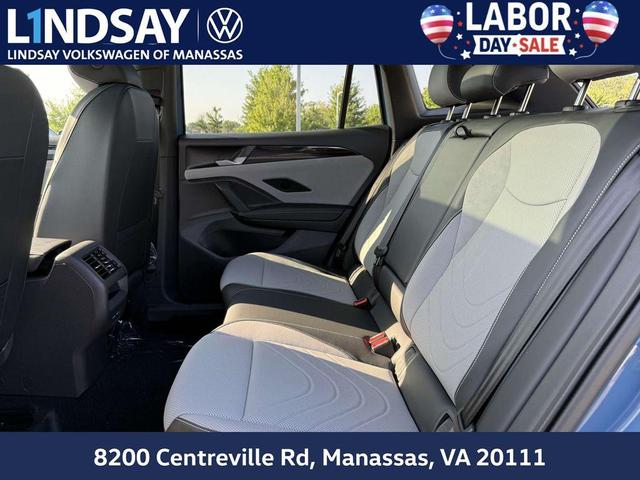 Photo of 2025 Monterey Blue Pearl Volkswagen Tiguan