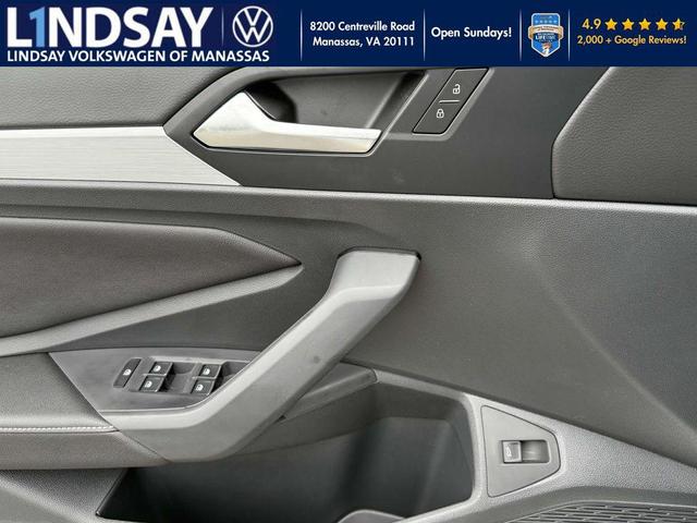 Photo of 2025 Pure White Volkswagen Jetta