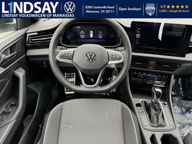 Photo of 2025 Pure White Volkswagen Jetta