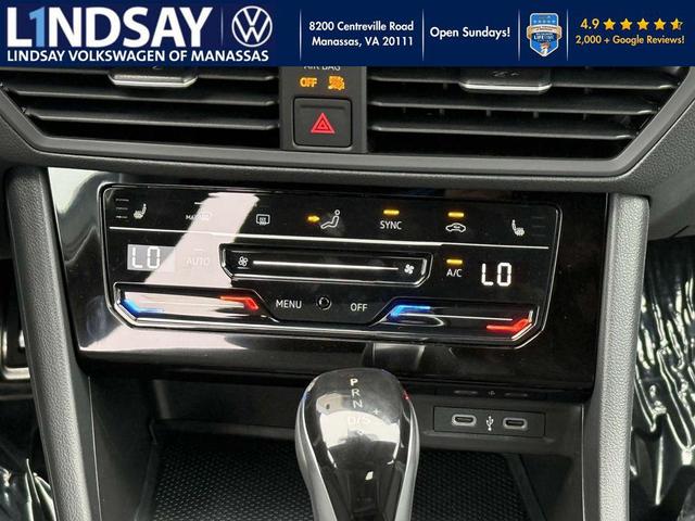 Photo of 2025 Pure White Volkswagen Jetta