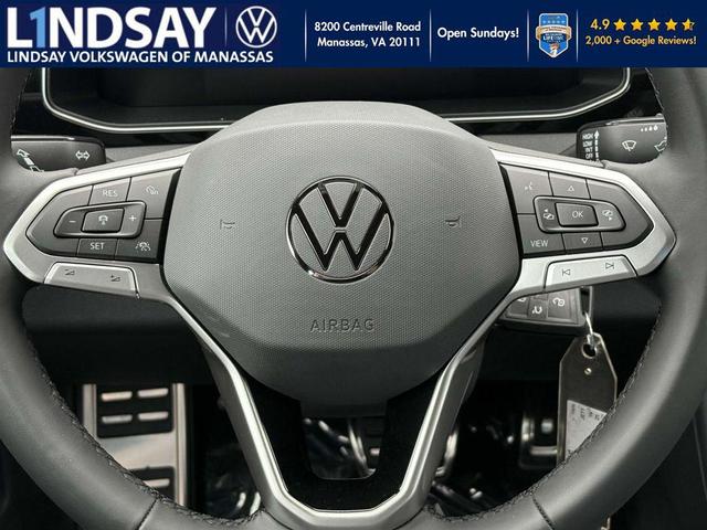 Photo of 2025 Pure White Volkswagen Jetta