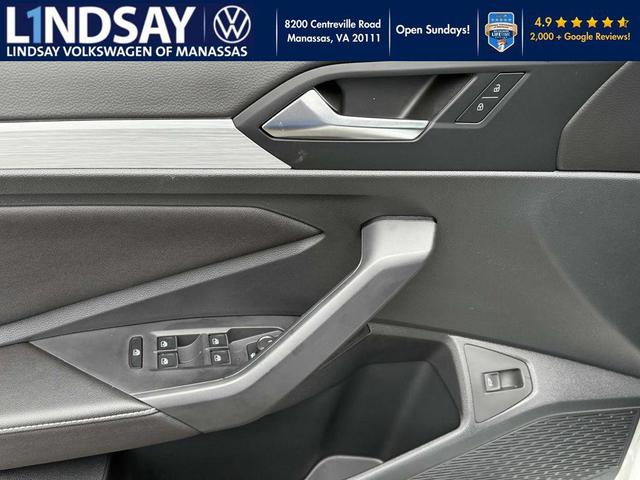 Photo of 2025 Pure White Volkswagen Jetta