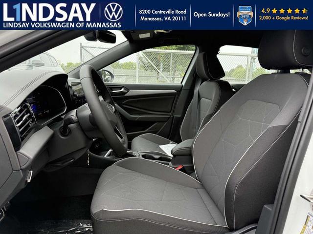 Photo of 2025 Pure White Volkswagen Jetta