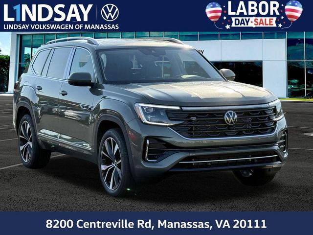 Photo of 2025 Avocado Green Pearl Volkswagen Atlas