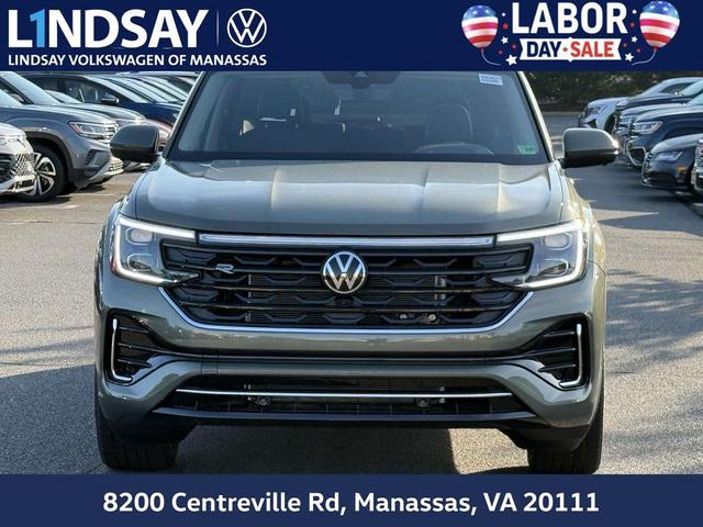 Photo of 2025 Avocado Green Pearl Volkswagen Atlas