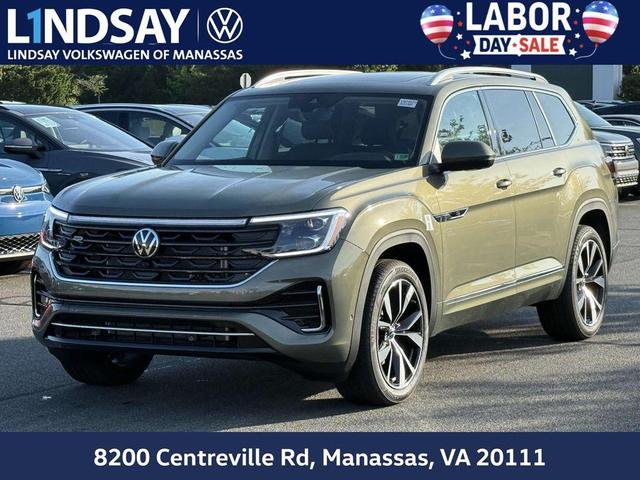 Photo of 2025 Avocado Green Pearl Volkswagen Atlas
