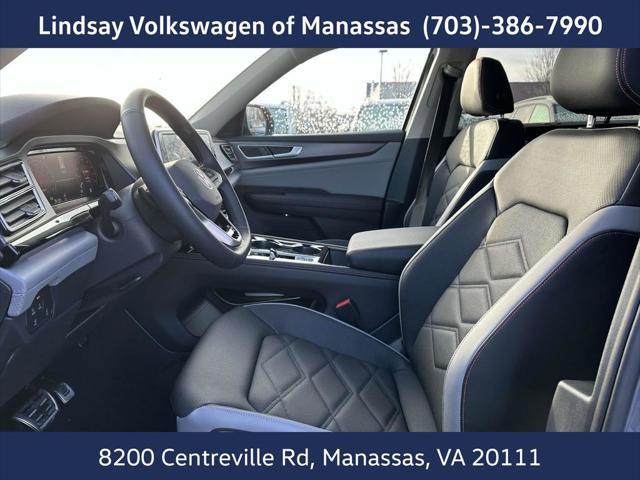 Photo of 2025 Pure Gray Volkswagen Atlas