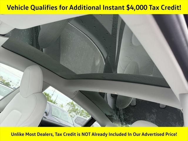 Photo of 2018 Silver Metallic Tesla Model 3