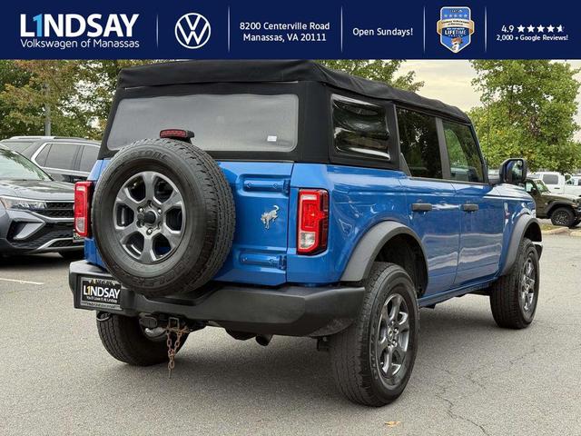 Photo of 2021 VELOCITY BLUE METALLIC Ford Bronco
