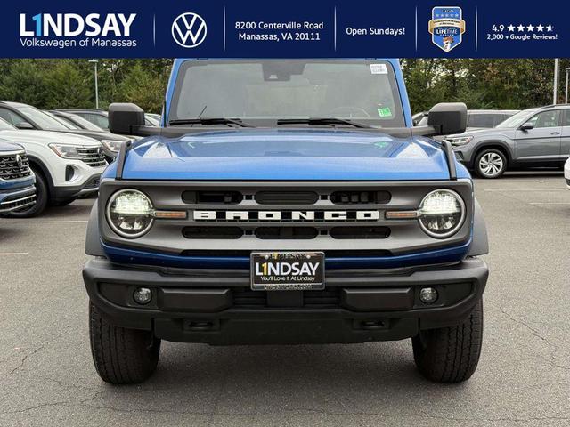 Photo of 2021 VELOCITY BLUE METALLIC Ford Bronco