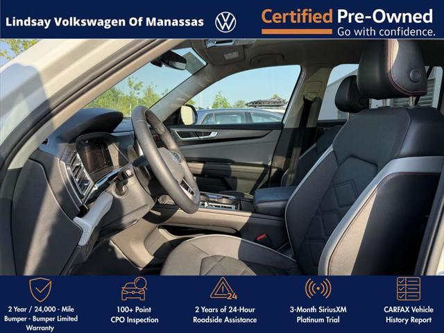 Photo of 2024 Pure White Volkswagen Atlas